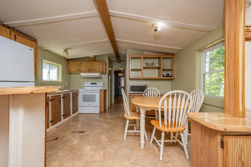 5267 Bennoch Road Lagrange ME 04453