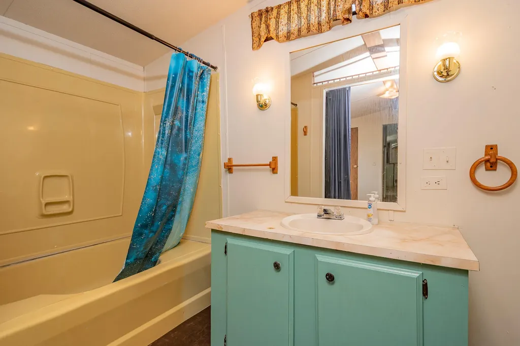 5267 Bennoch Road Lagrange ME 04453