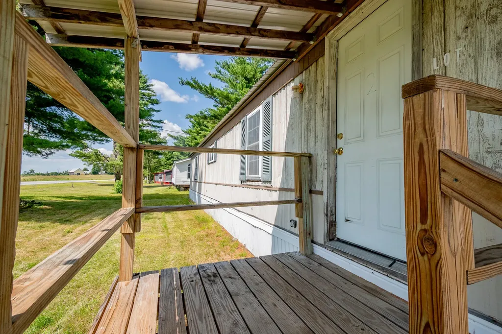 5267 Bennoch Road Lagrange ME 04453