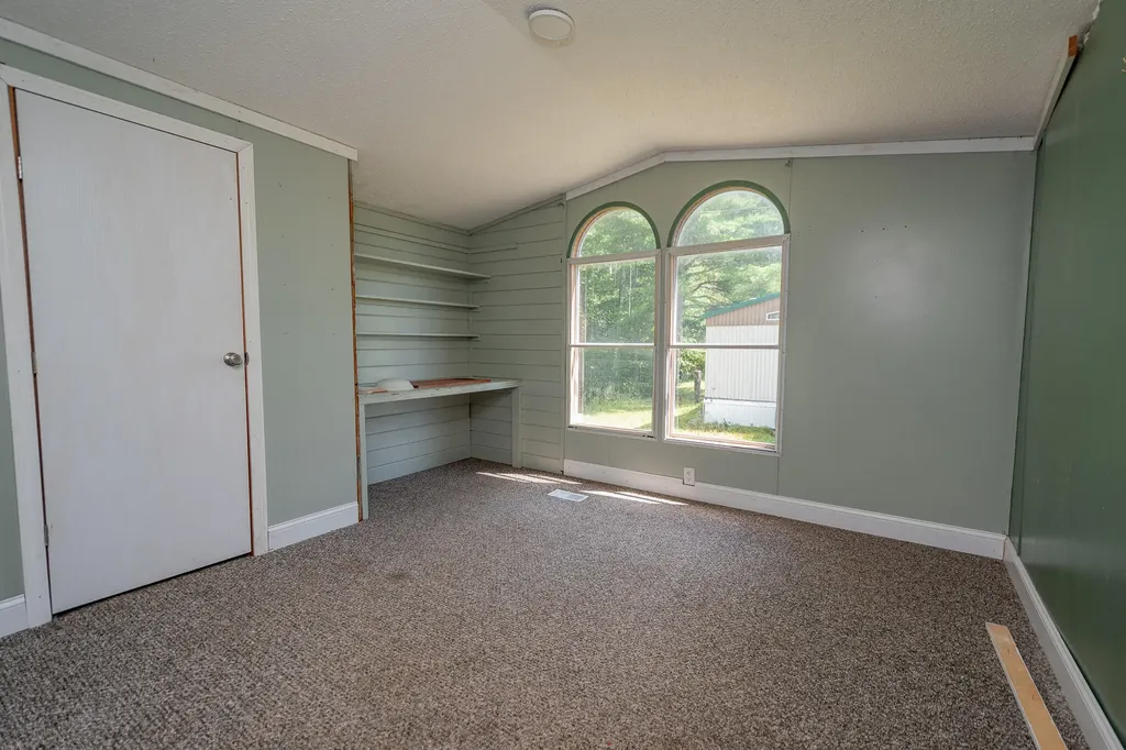 5267 Bennoch Road Lagrange ME 04453