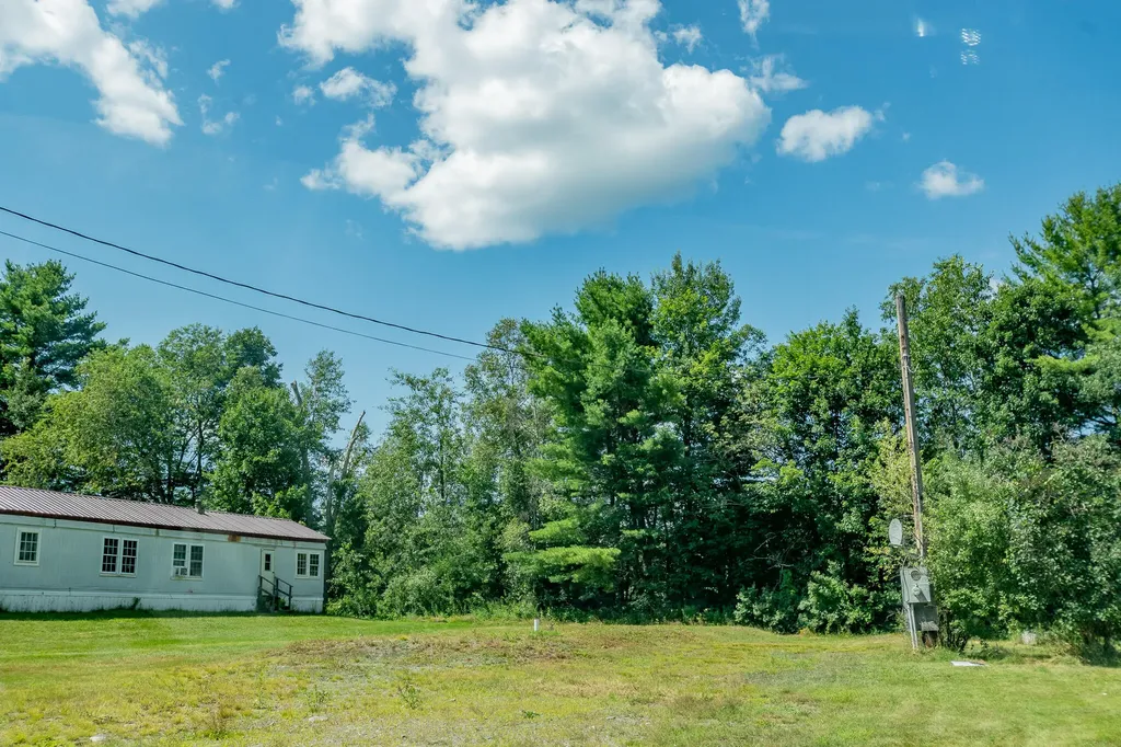 5267 Bennoch Road Lagrange ME 04453