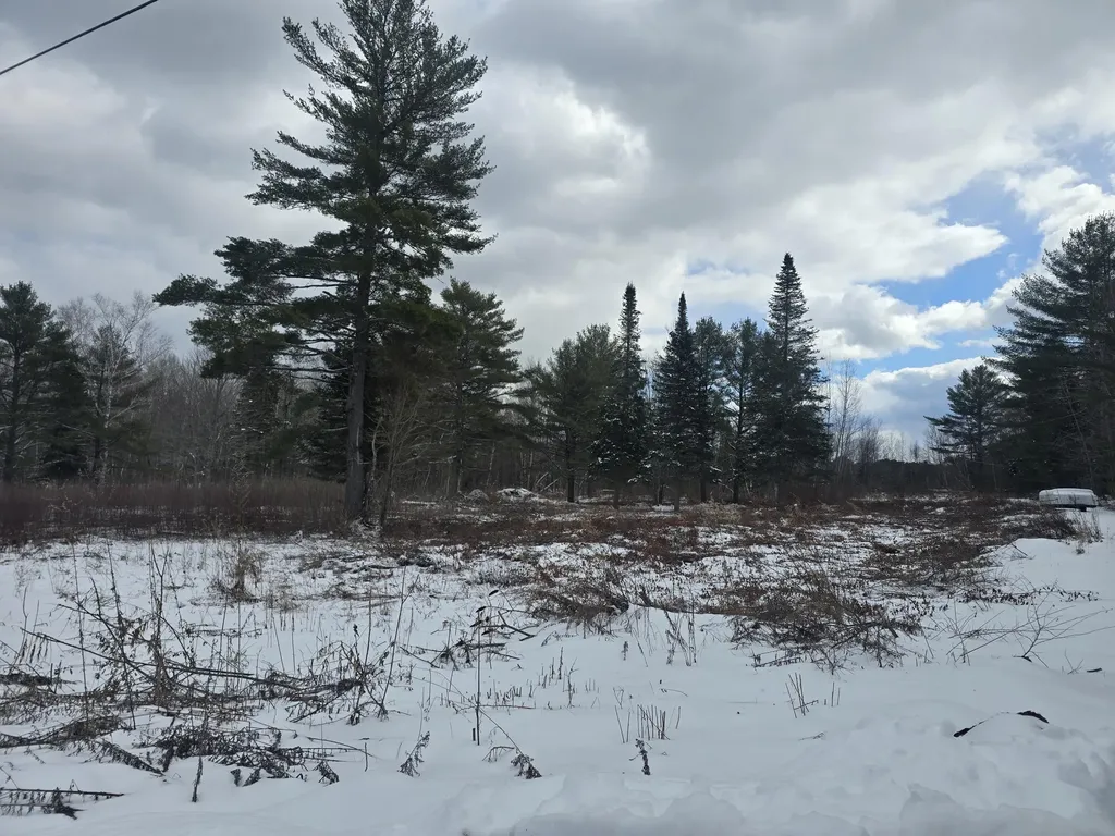 5267 Bennoch Road Lagrange ME 04453