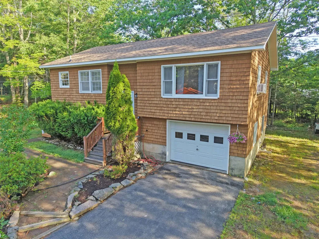 25 Mountain View Drive Ellsworth ME 04605
