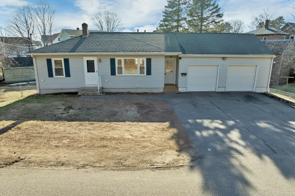12 Elm Street Sanford ME 04083