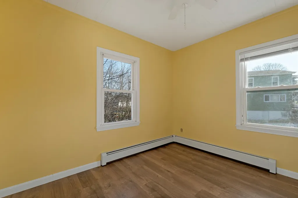 12 Elm Street Sanford ME 04083