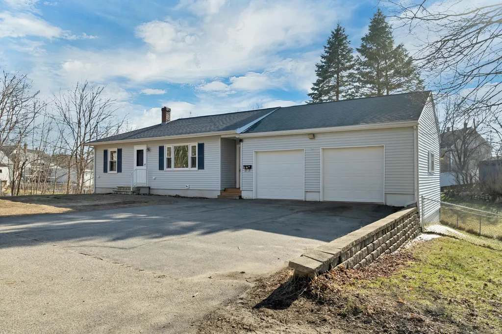 12 Elm Street Sanford ME 04083