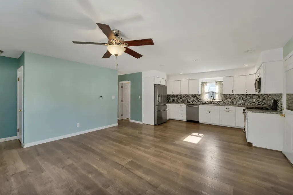 12 Elm Street Sanford ME 04083