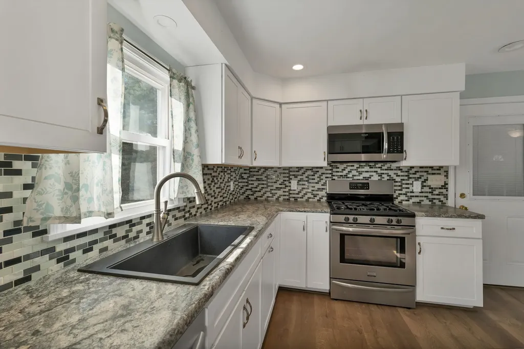 12 Elm Street Sanford ME 04083