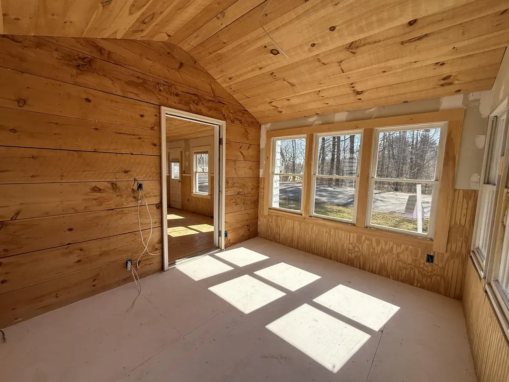 17 John Street Camden ME 04843