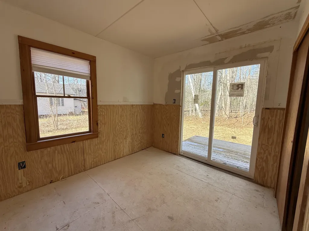 17 John Street Camden ME 04843