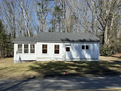 17 John Street Camden ME 04843
