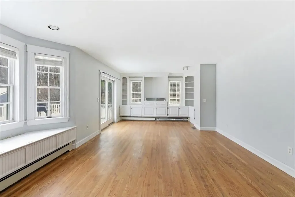 24 Winthrop Center Road Winthrop ME 04364