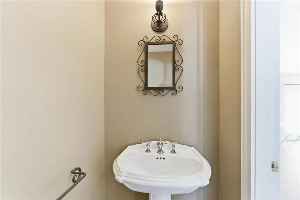 24 Winthrop Center Road Winthrop ME 04364