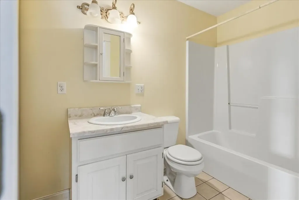 24 Winthrop Center Road Winthrop ME 04364