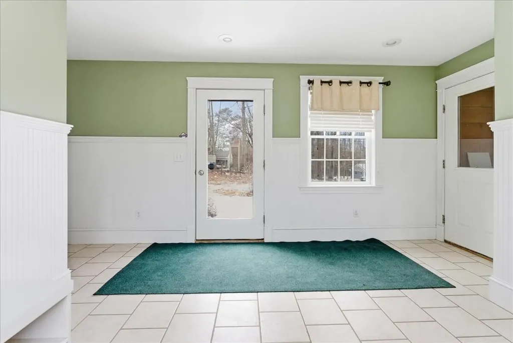 24 Winthrop Center Road Winthrop ME 04364