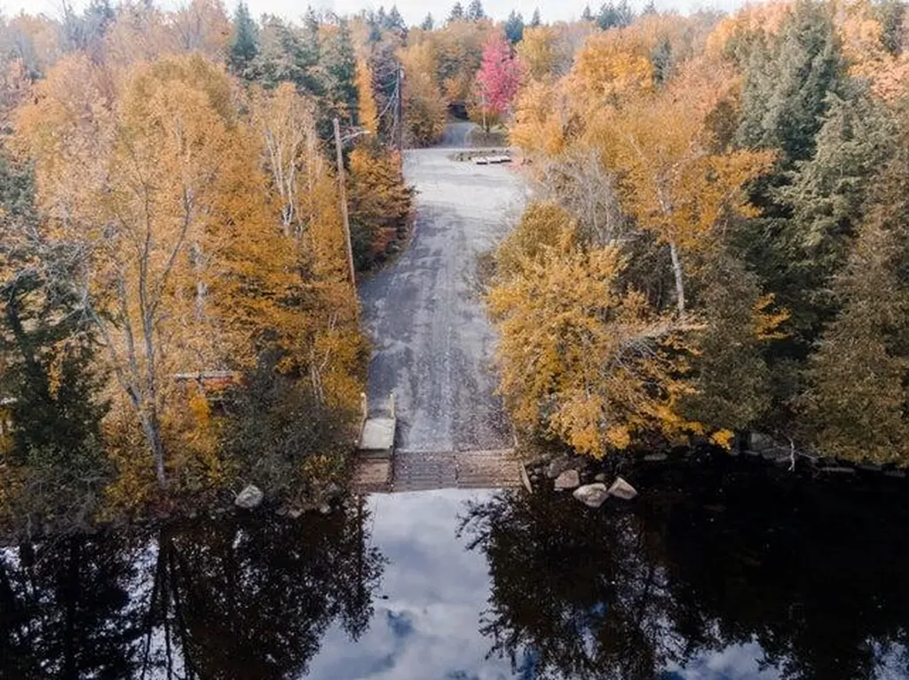 1180 Great Moose Drive Hartland ME 04943