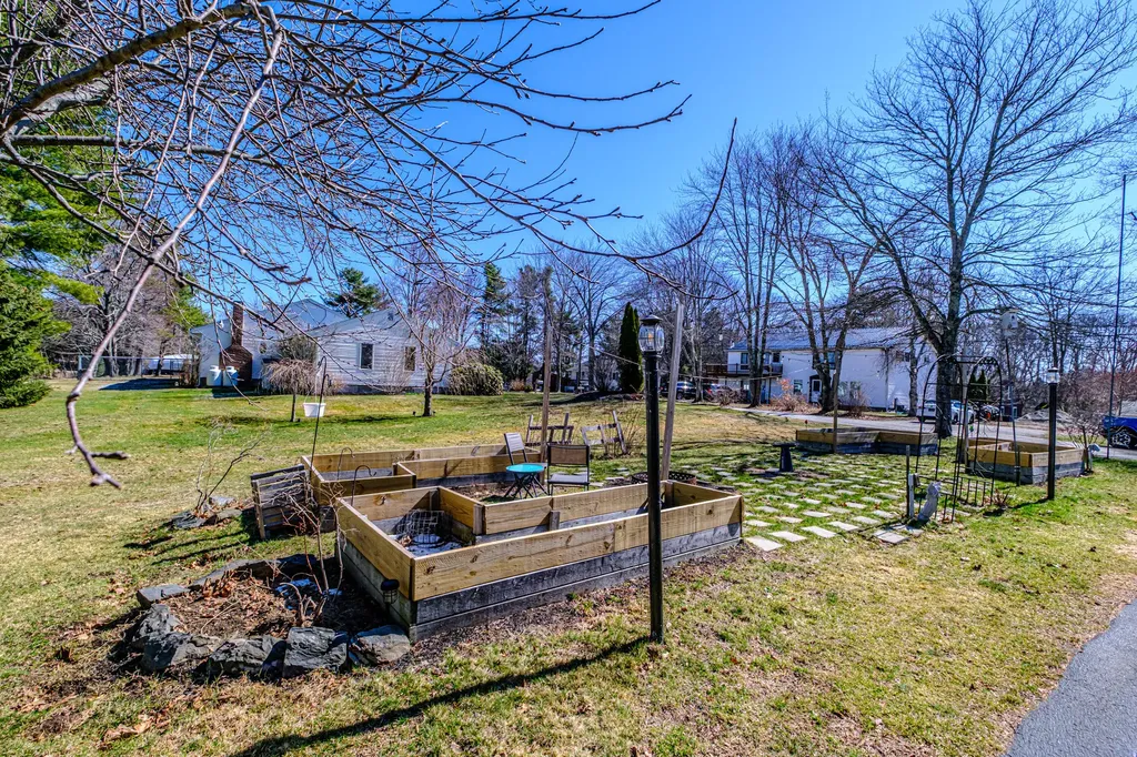 4 Willow Avenue Old Orchard Beach ME 04064
