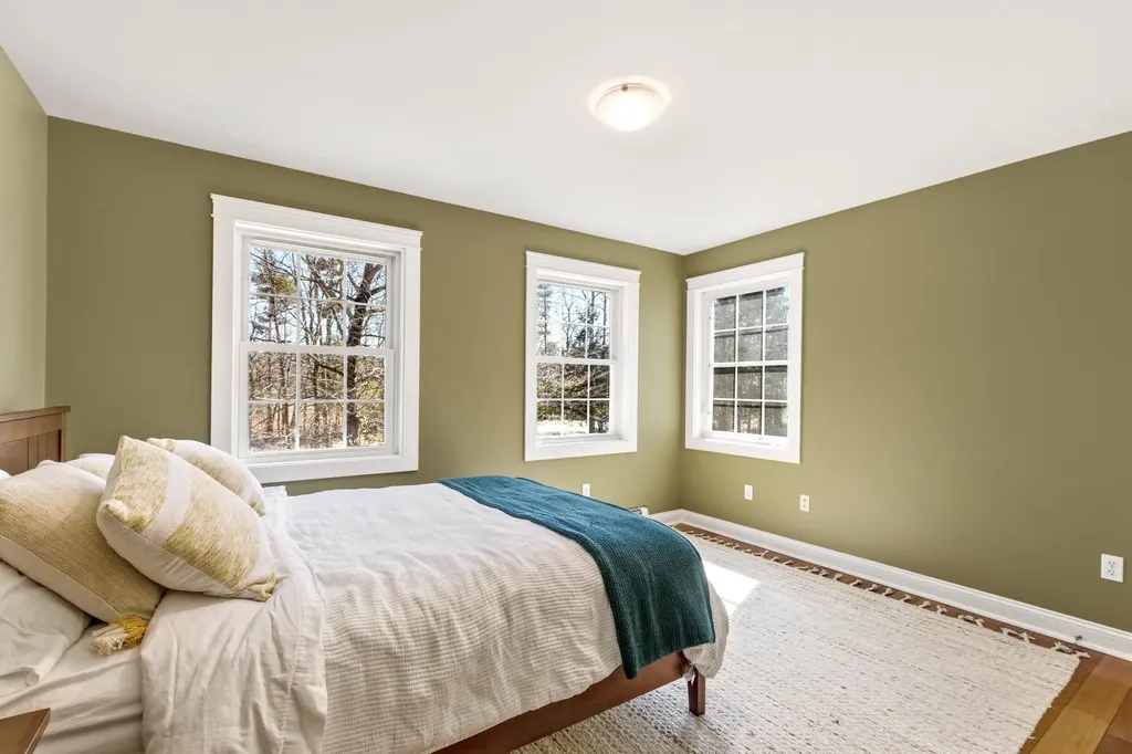 7 Roman Woods Way Gray ME 04039
