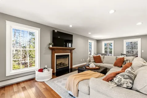 7 Roman Woods Way Gray ME 04039