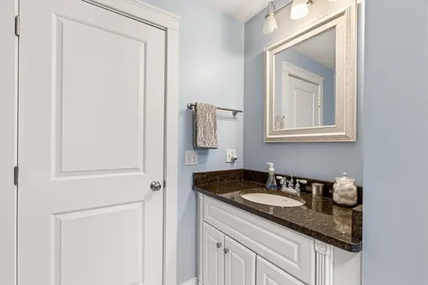 7 Roman Woods Way Gray ME 04039
