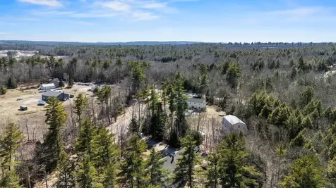 7 Roman Woods Way Gray ME 04039