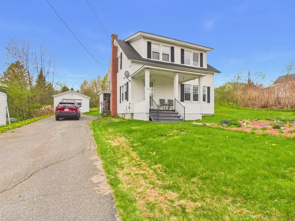 131 Main Street Van Buren ME 04785