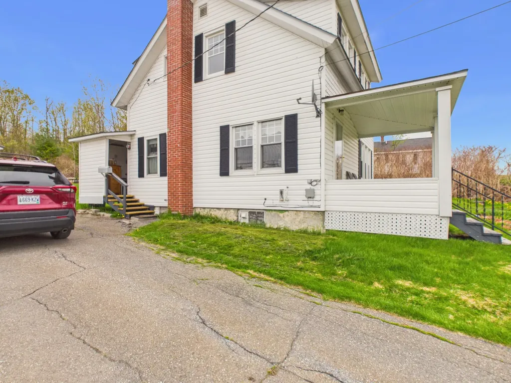 131 Main Street Van Buren ME 04785