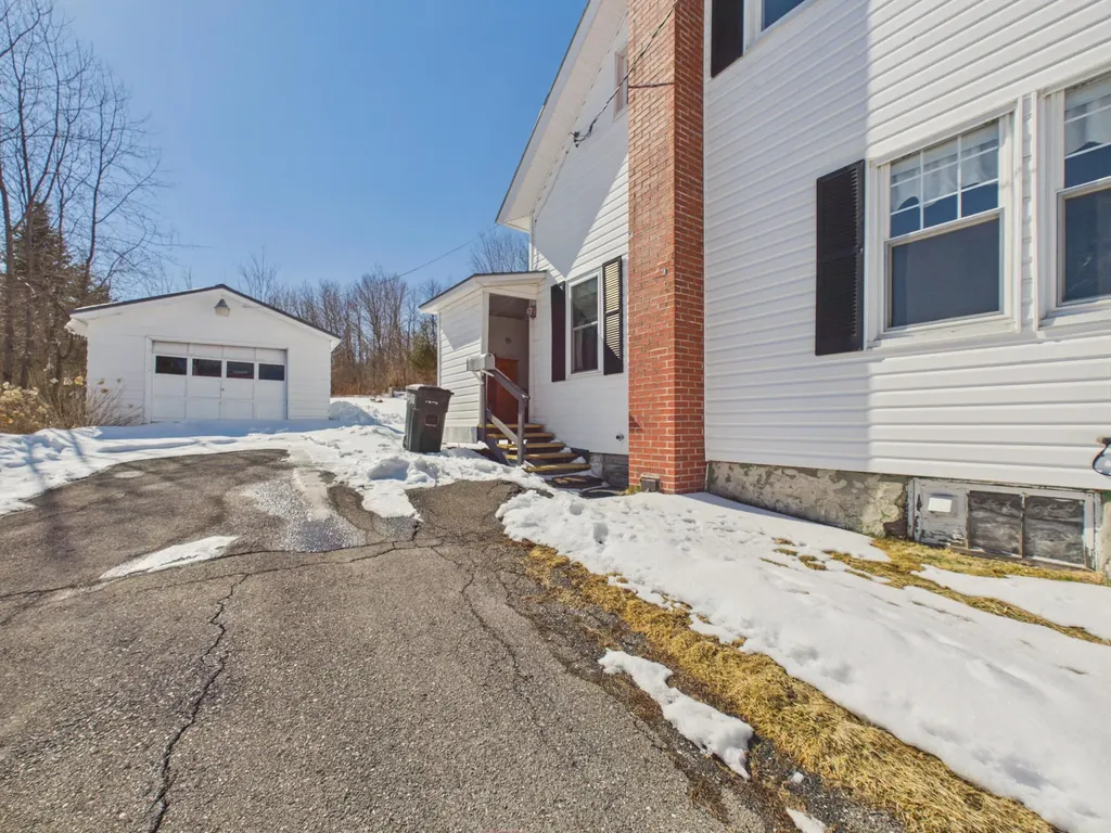 131 Main Street Van Buren ME 04785