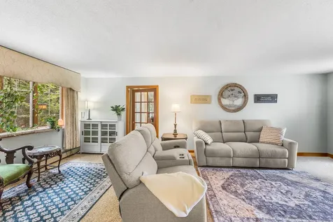 28 Hillview Avenue Limerick ME 04048