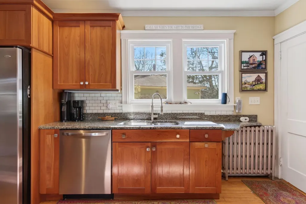 96 Deerfield Road Portland ME 04101