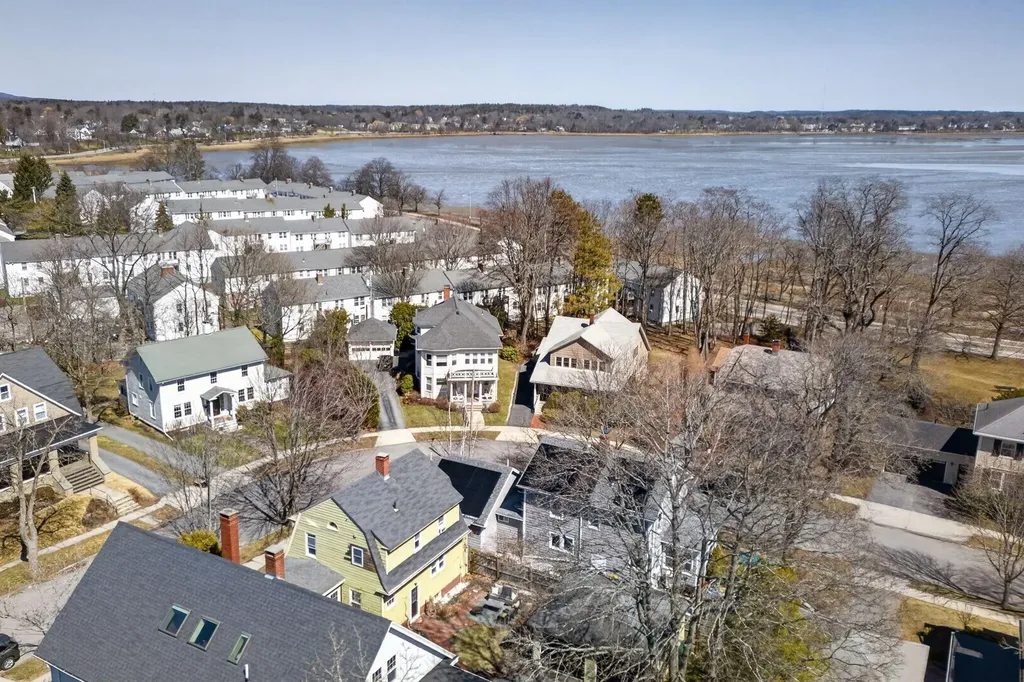 96 Deerfield Road Portland ME 04101