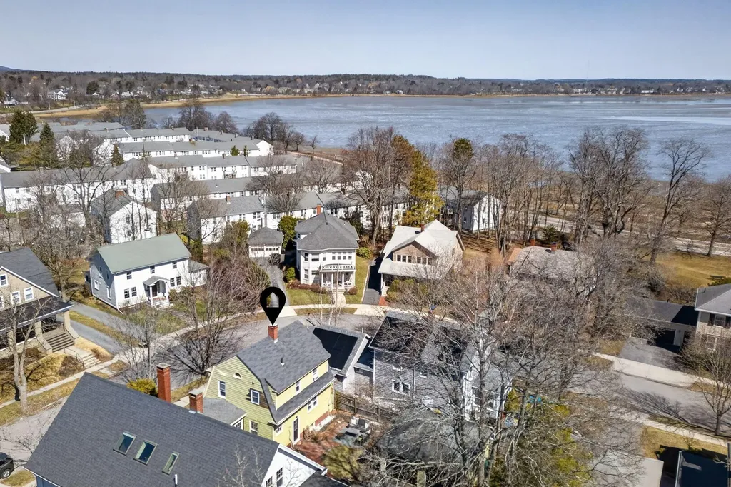 96 Deerfield Road Portland ME 04101