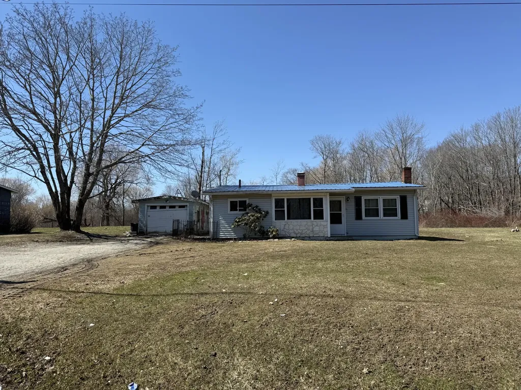 40 Lake View Drive Rockland ME 04841
