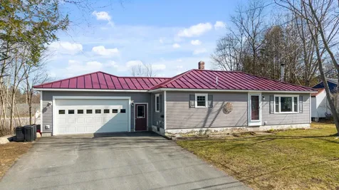 14 Paine Street Winslow ME 04901