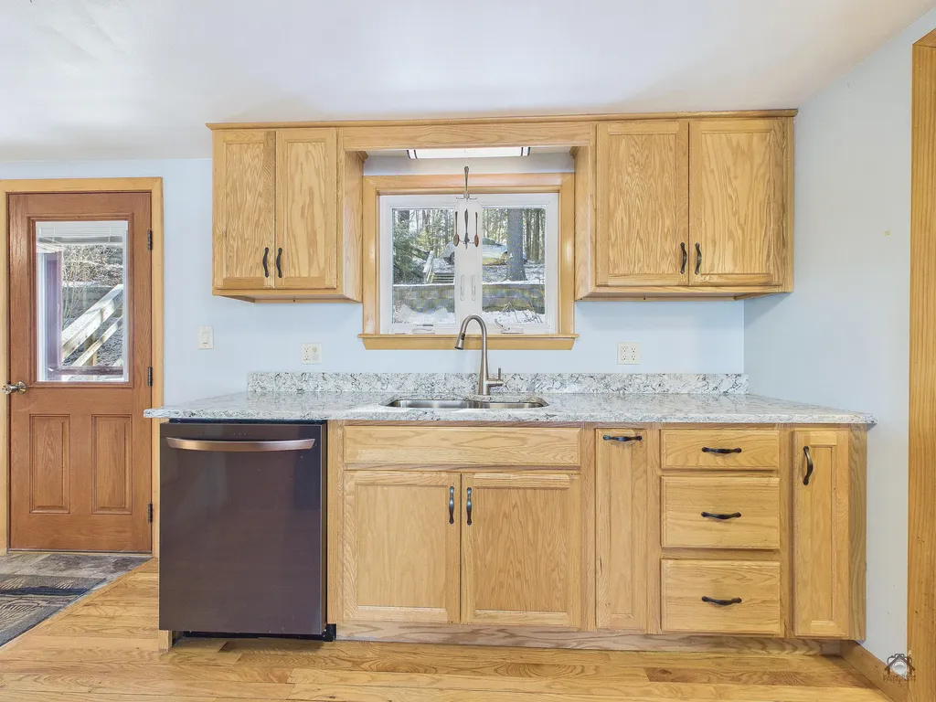 956 Memorial Drive Winthrop ME 04364