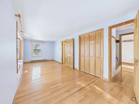 956 Memorial Drive Winthrop ME 04364