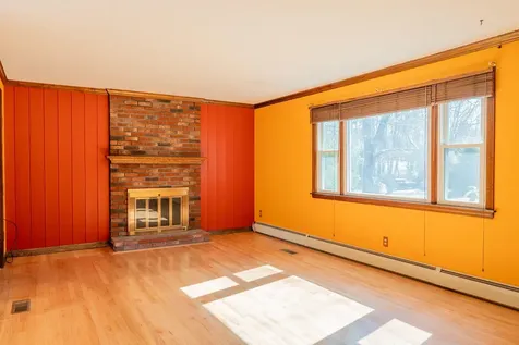 30 Bay Park Drive Topsham ME 04086