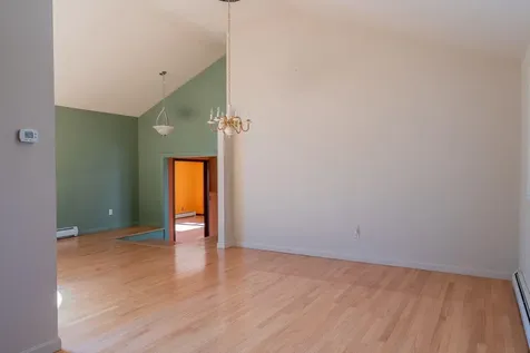 30 Bay Park Drive Topsham ME 04086