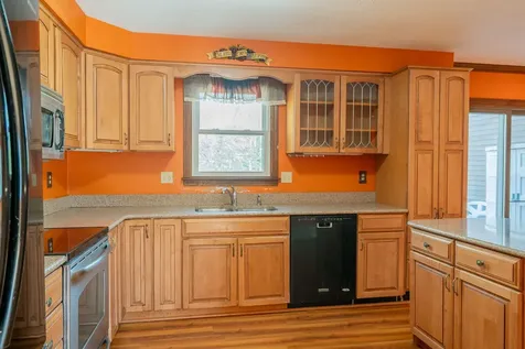30 Bay Park Drive Topsham ME 04086