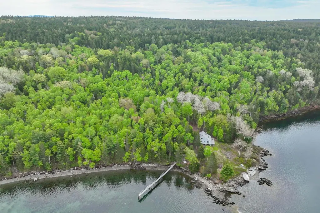 Lot 02-a-3 Long Island Blue Hill ME 04614