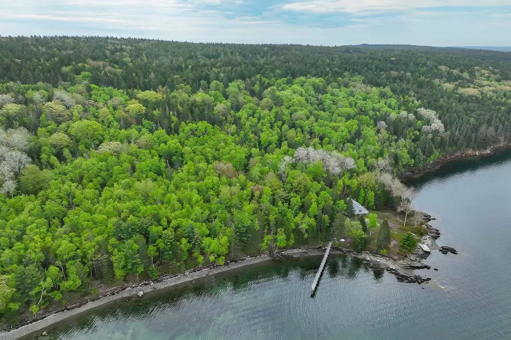 Lot 02-a-3 Long Island Blue Hill ME 04614