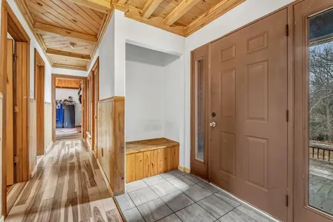 79 Auburn Road Peru ME 04290