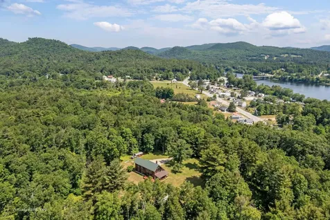 79 Auburn Road Peru ME 04290