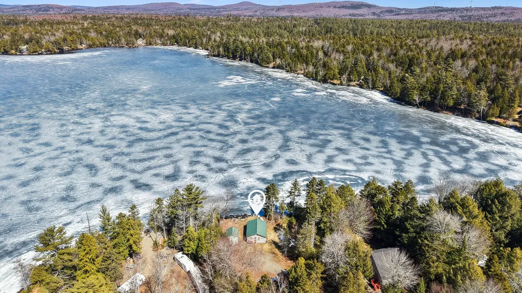 37 Petite Drive Lincoln ME 04457