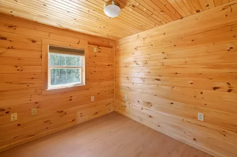 37 Petite Drive Lincoln ME 04457