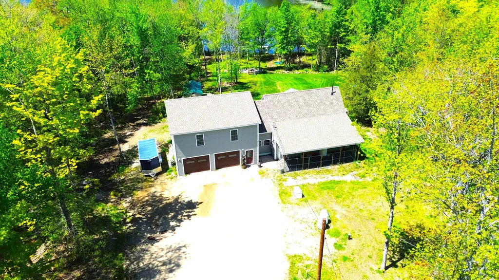 28 Moose Creek Drive Newport ME 04953
