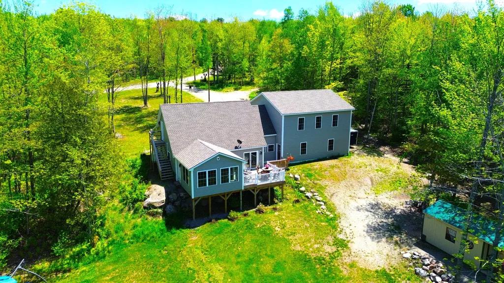 28 Moose Creek Drive Newport ME 04953