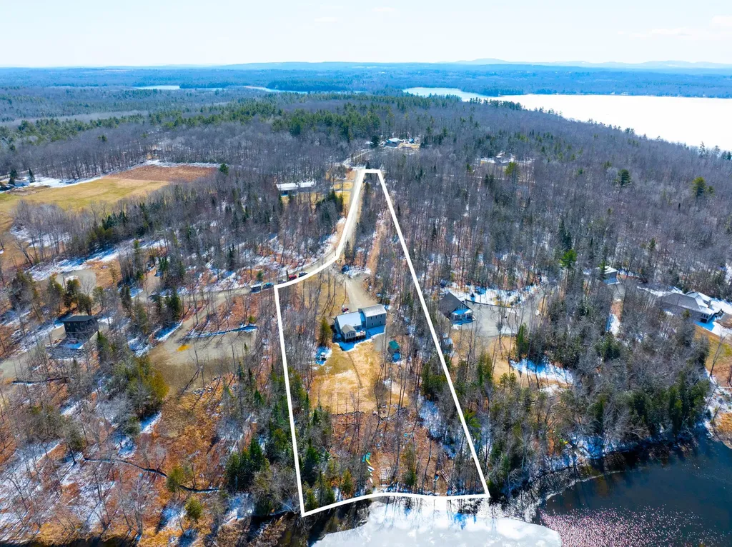 28 Moose Creek Drive Newport ME 04953