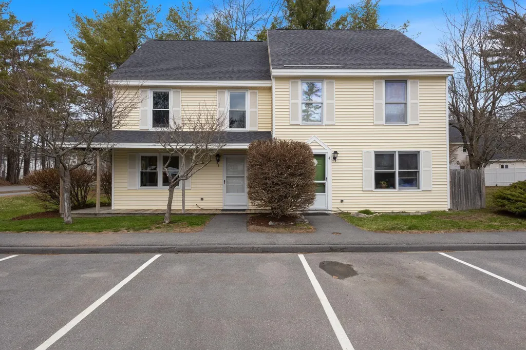 3 Pine Hill Drive Bath ME 04530