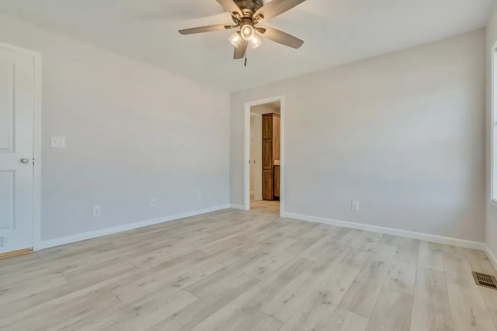 10 Colony Way Kittery ME 03904